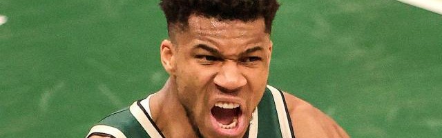 乐鱼leyu体育公司-字母背靠背40+10杀红眼 雄鹿扳回一城悬崖勒马