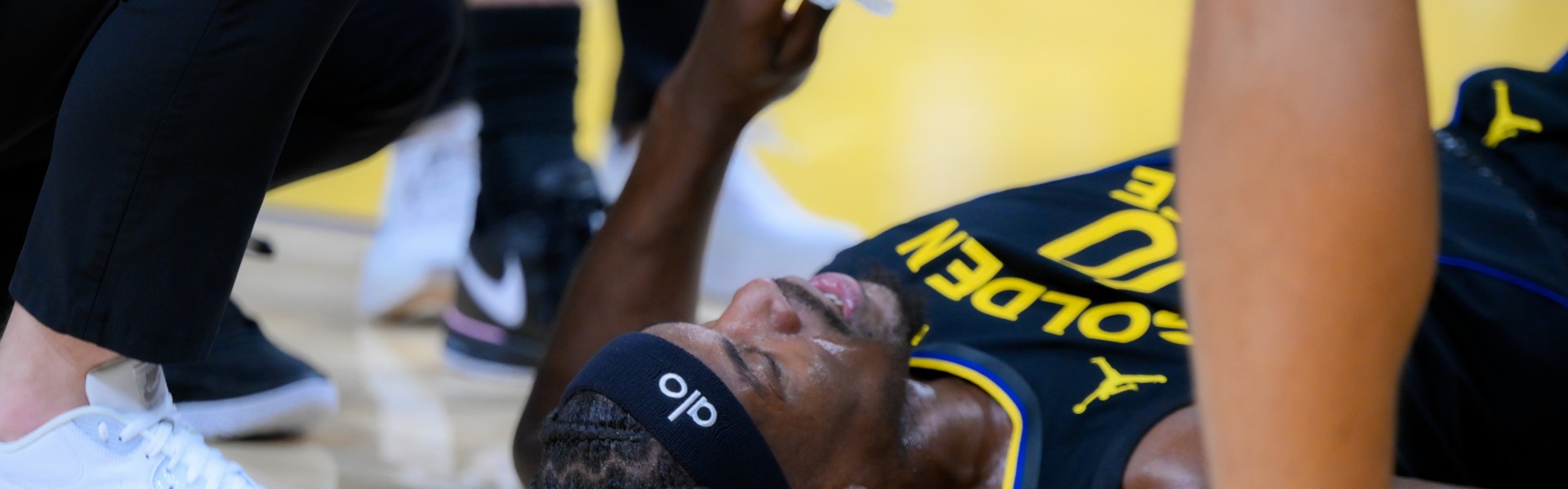 乐鱼leyu赛事中心-TA：勇士已经明确告诉巴特勒 他们会在未来一年里全力支持他康复